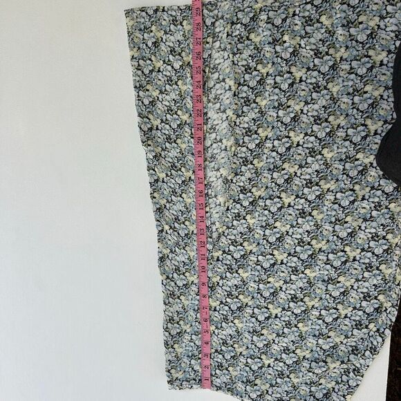 H&M Floral Midi Skirt Women’s 8 Blue Yellow White Print Side Slit Lightweight - Picture 6 of 7